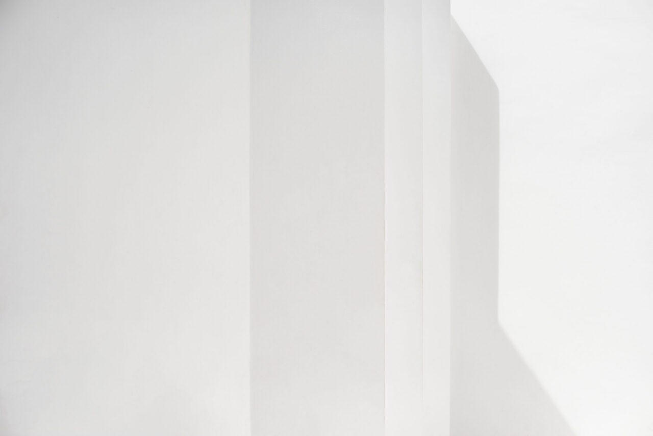 Buying center roles, white space analysis, and operating rhythm for B2B account expansion